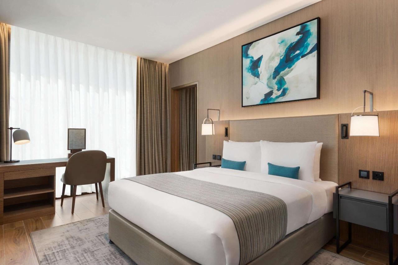 Mercure Dubai Gold District Exteriör bild
